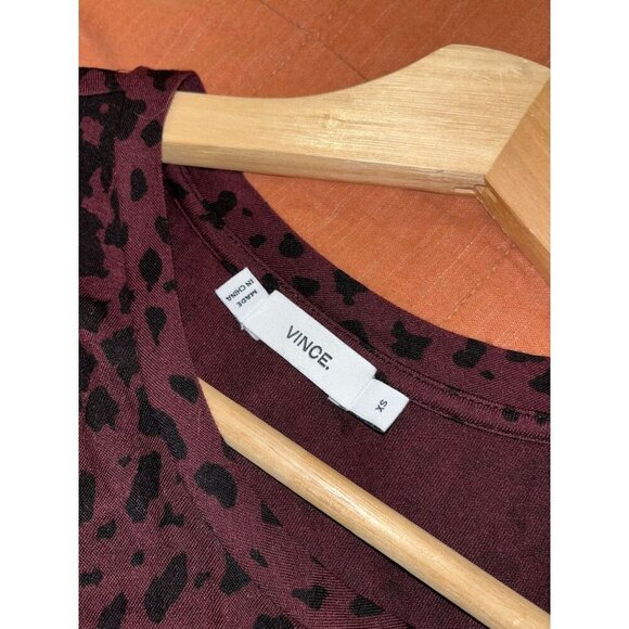 Vince Red Wysteria Leopard Print Long Sleeve Crew Neck Knit Top Women's Size XS - Picture 4 of 8